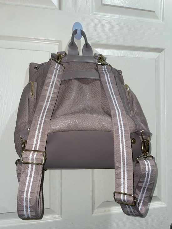 DKNY Taupe Gray Mauve Pebbled Leather Backpack Gold Hardware Multi Pocket main image 10